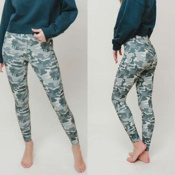 Ivory Ella Esma Camo Legging Elephant Print - Green Women's Size Small - Picture 1 of 16